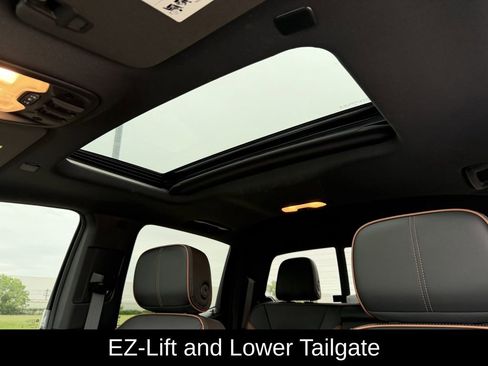 New 2026 GMC Canyon AT4 w/ Technology Plus Package AWD/4WD image 23