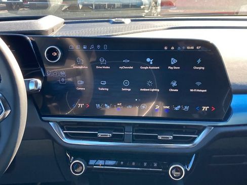 New 2026 Chevrolet Equinox EV LT w/ Convenience Package II AWD/4WD image 11
