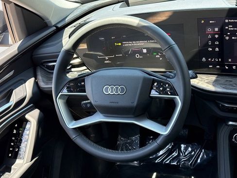 Certified 2025 Audi Q5 Premium Plus w/ Premium Plus image 14