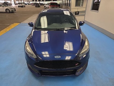 Used 2017 Ford Focus ST FWD image 7