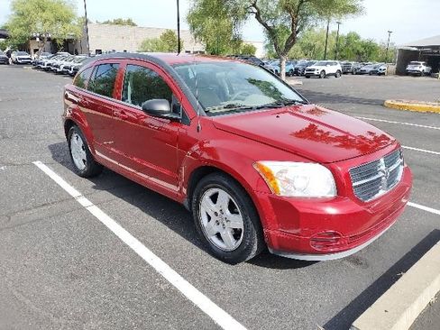 Used 2009 Dodge Caliber SXT FWD image 2