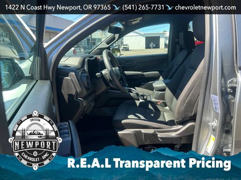 Used 2025 Chevrolet Colorado Trail Boss AWD/4WD image 13
