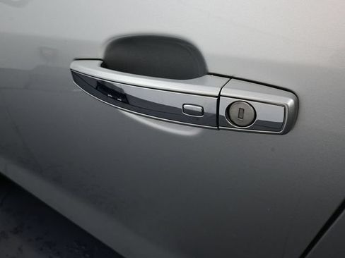 Used 2019 Buick Encore Preferred w/ Safety Package FWD image 20