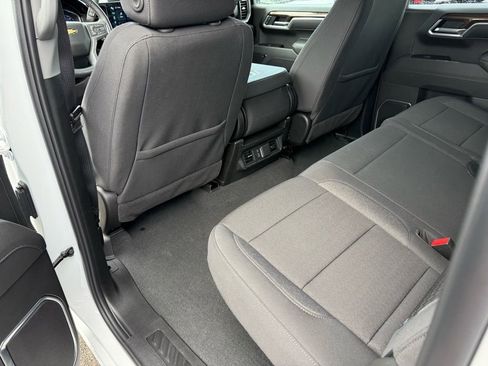Used 2025 Chevrolet Silverado 1500 LT image 34