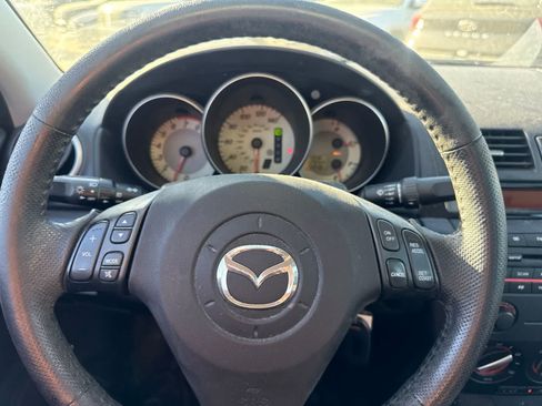 Used 2009 MAZDA MAZDA3 i Touring Value FWD image 19
