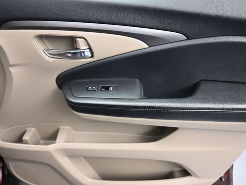 Used 2016 Honda Pilot EX-L image 51