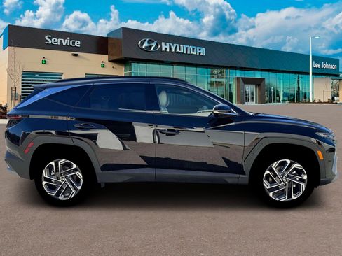 New 2026 Hyundai Tucson Limited w/ Tow & Go Package AWD/4WD image 9