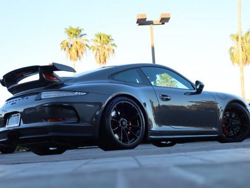 Used 2016 Porsche 911 GT3 RWD image 19