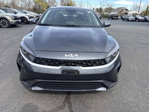 Used 2023 Kia Forte LXS FWD image 9