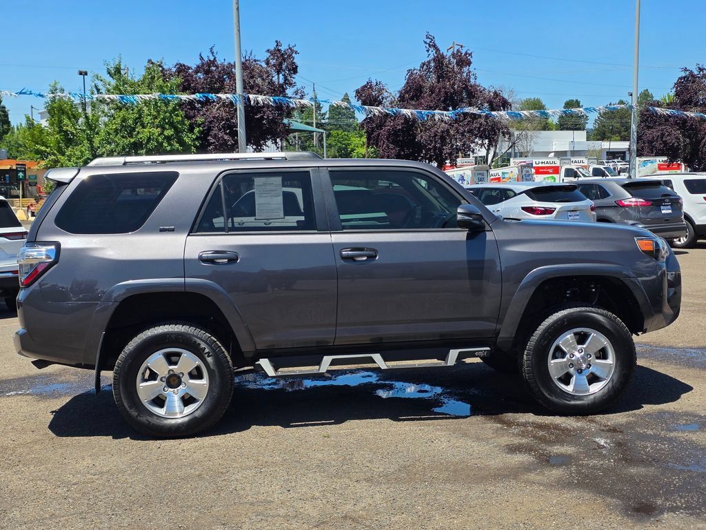 Used 2019 Toyota 4Runner SR5 Premium AWD/4WD image 34