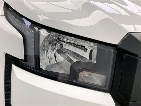 Certified 2025 Nissan Frontier S image 25