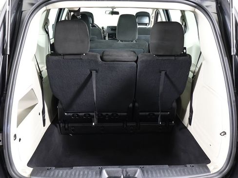 Used 2016 Dodge Grand Caravan American Value Package image 14