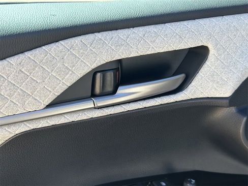 New 2026 Toyota Camry XLE image 18