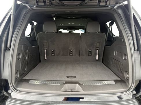 Used 2023 Chevrolet Suburban RST w/ Max Trailering Package AWD/4WD image 13