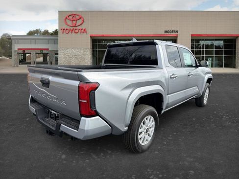 New 2026 Toyota Tacoma SR5 image 5