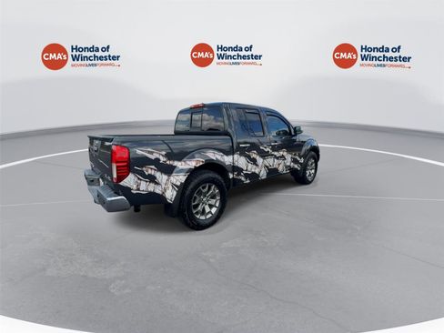 Used 2014 Nissan Frontier SL w/ SL Moonroof Package AWD/4WD image 11