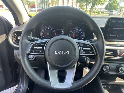 Certified 2023 Kia Forte LXS FWD image 33