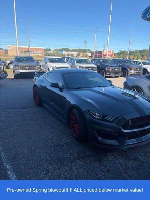 Used 2020 Ford Mustang Shelby GT350 w/ Technology Package RWD image 5