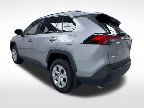 Used 2019 Toyota RAV4 LE w/ Carpet Mat Package AWD/4WD image 20