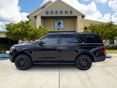 Used 2023 Ford Expedition Timberline AWD/4WD image 2
