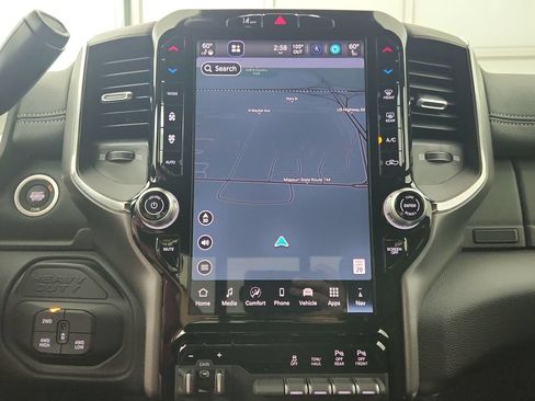 New 2026 RAM 2500 Laramie w/ Night Edition AWD/4WD image 25