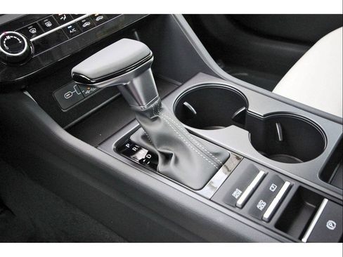 Certified 2026 Hyundai Sonata SE FWD image 17