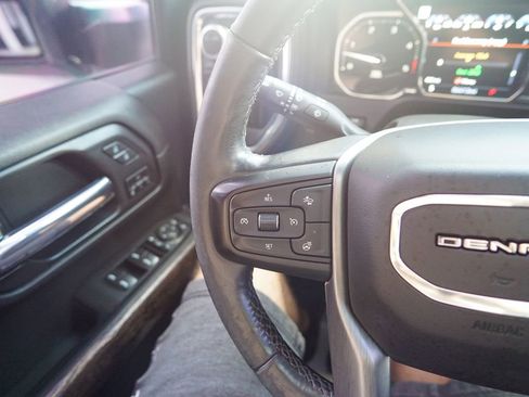 Used 2020 GMC Sierra 3500 Denali w/ Denali Ultimate Package AWD/4WD image 26