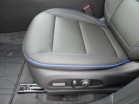 New 2026 Buick Envista Sport Touring w/ Convenience I Package FWD image 10