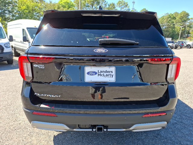 New 2027 Ford Explorer Platinum RWD image 4