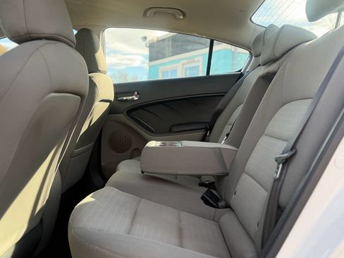 Used 2016 Kia Forte EX FWD image 8