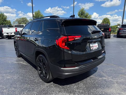 Used 2019 GMC Terrain SLE w/ Driver Convenience Package FWD image 5