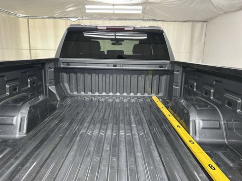 Used 2021 Chevrolet Silverado 1500 LT AWD/4WD image 21