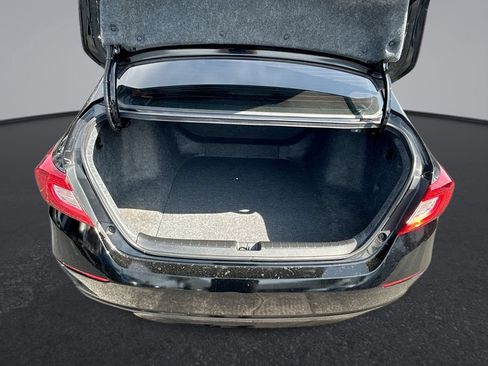 Used 2020 Honda Accord LX image 10