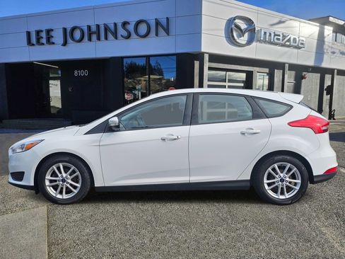Used 2015 Ford Focus SE image 6