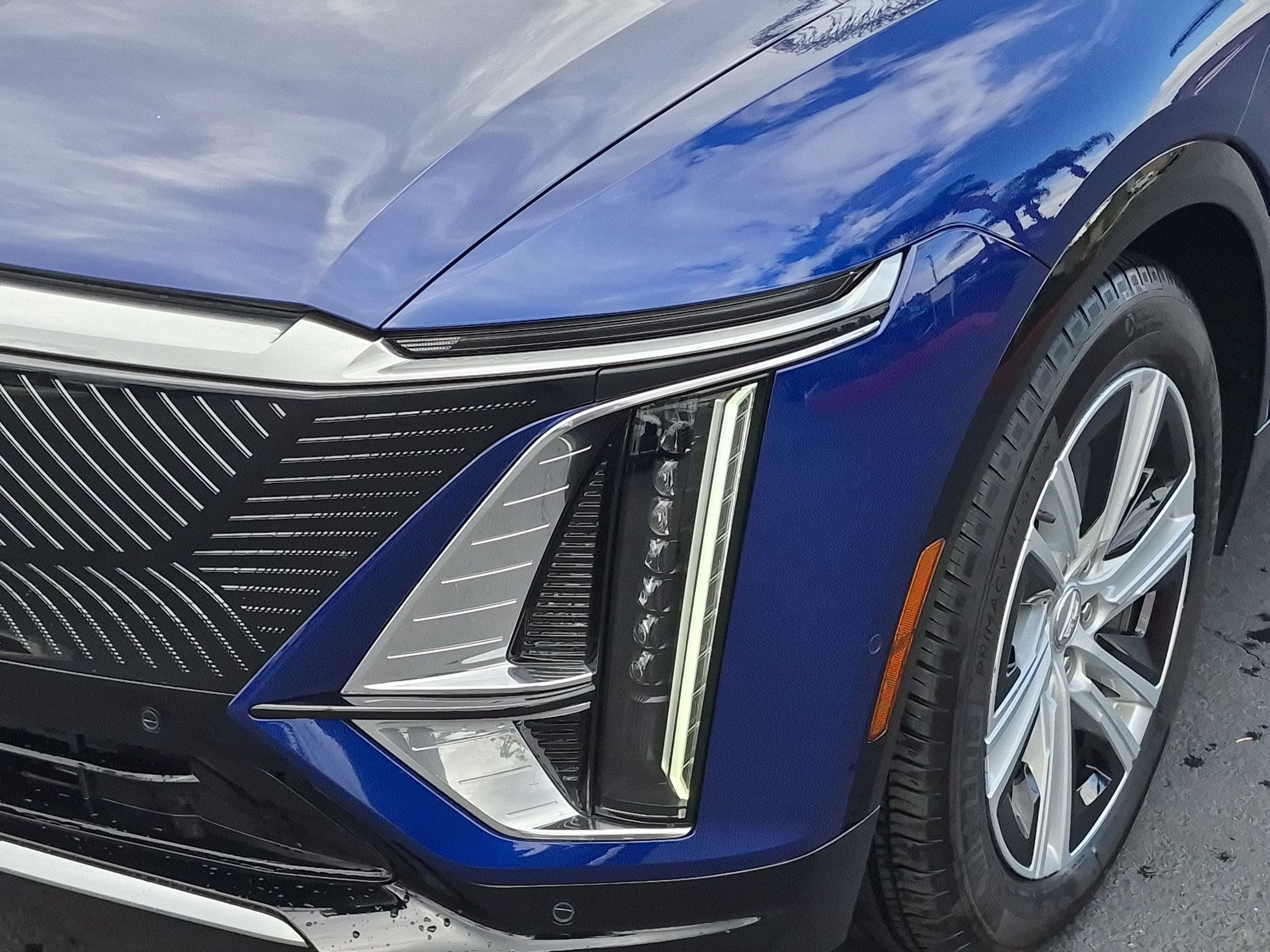 Used 2024 Cadillac Lyriq Tech w/ Driver Assist Package RWD image 6