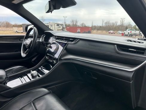 Used 2022 Jeep Grand Cherokee L Overland w/ Luxury Tech Group IV image 31