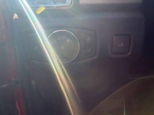 Used 2022 Ford Ranger XLT w/ Equipment Group 301A Mid AWD/4WD image 9