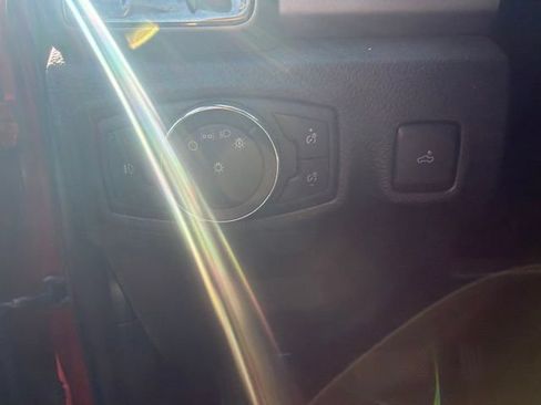 Used 2022 Ford Ranger XLT w/ Equipment Group 301A Mid AWD/4WD image 9
