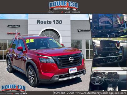 Used 2023 Nissan Pathfinder SL w/ Black Appearance Package