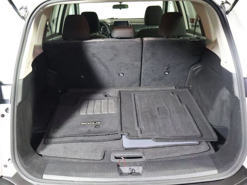 Used 2022 Nissan Rogue S AWD/4WD image 11