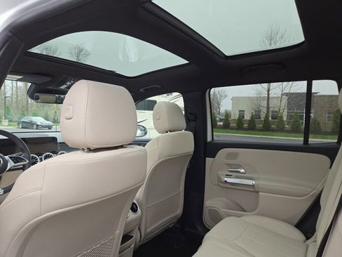 New 2026 Mercedes-Benz GLB 250 4MATIC image 28