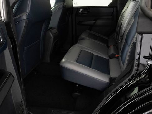 Used 2024 Ford Bronco Outer Banks AWD/4WD image 36