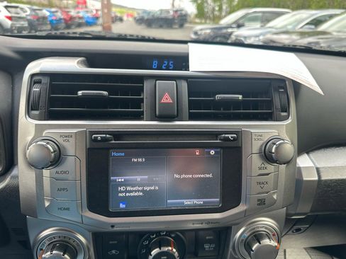 Used 2016 Toyota 4Runner SR5 AWD/4WD image 14