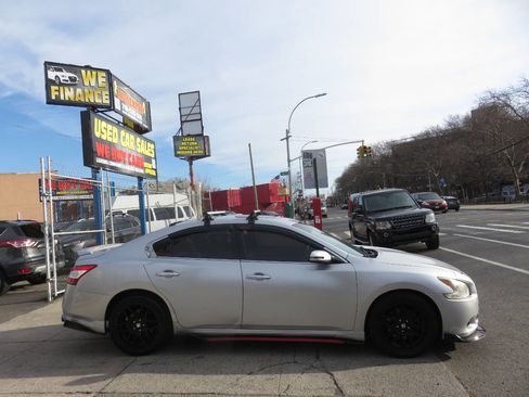 Used 2010 Nissan Maxima 3.5 SV w/ Monitor Pkg image 9