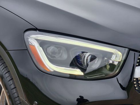 Used 2020 Mercedes-Benz GLC 300 4MATIC Coupe image 11
