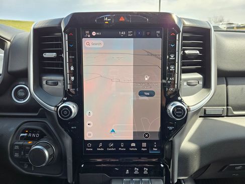 New 2026 RAM 1500 4x4 Crew Cab image 21