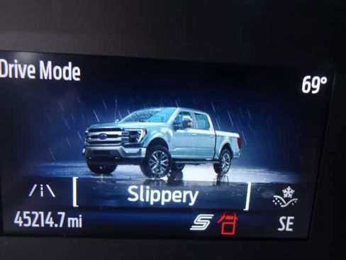Used 2023 Ford F150 XLT AWD/4WD image 27