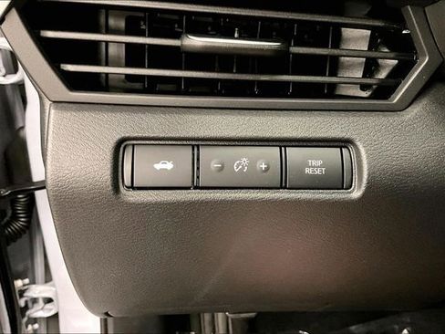 New 2026 Nissan Altima 2.5 SR FWD image 31