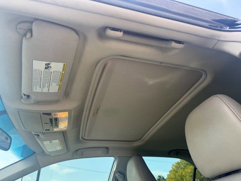 Used 2014 Toyota Camry XLE image 21