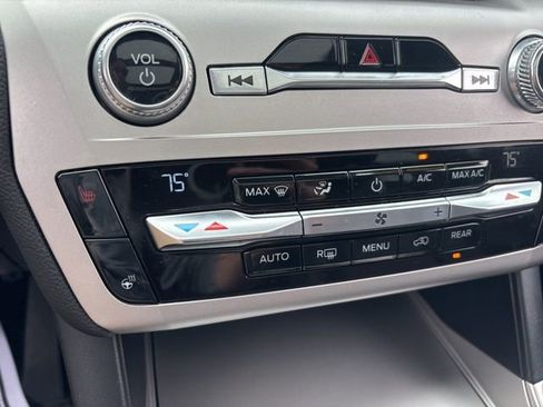 Used 2021 Ford Explorer XLT w/ Equipment Group 202A image 34